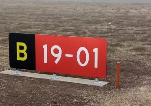 Nueva Señalética en Aeródromo  Tobalaba