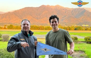 Primer vuelo solo alumno Vicente Moral Martínez