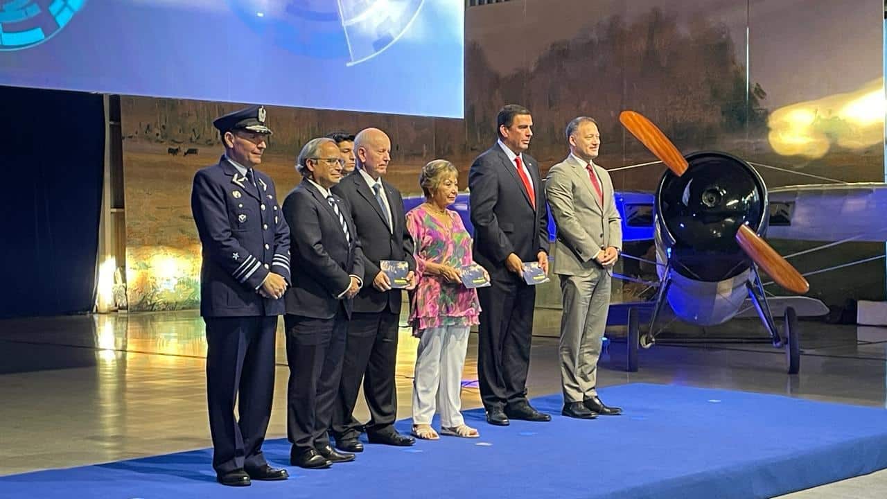 En este momento estás viendo Reconocimiento del Congreso Nacional a la Aviación General